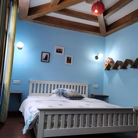 Zhangjiajie April Hostel Buitenkant foto