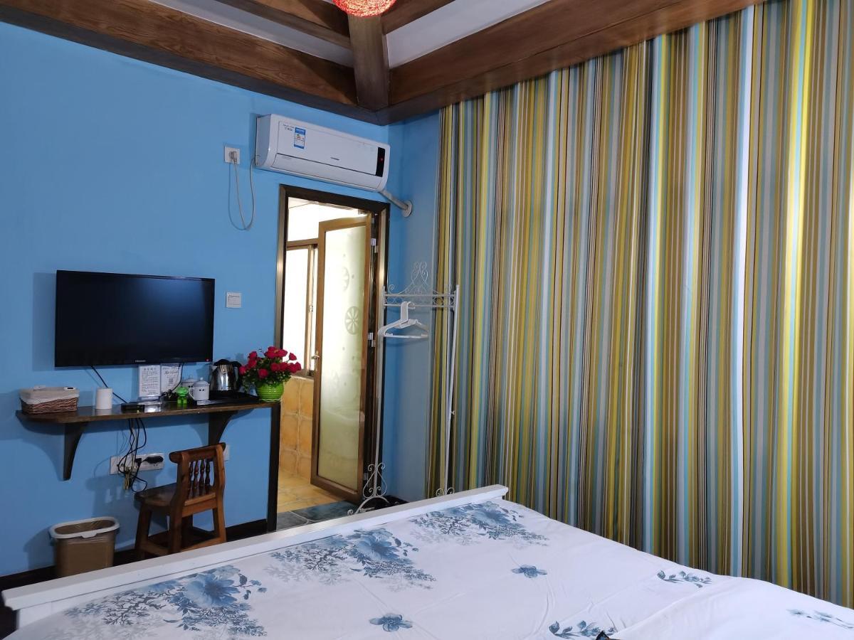 Zhangjiajie April Hostel Buitenkant foto
