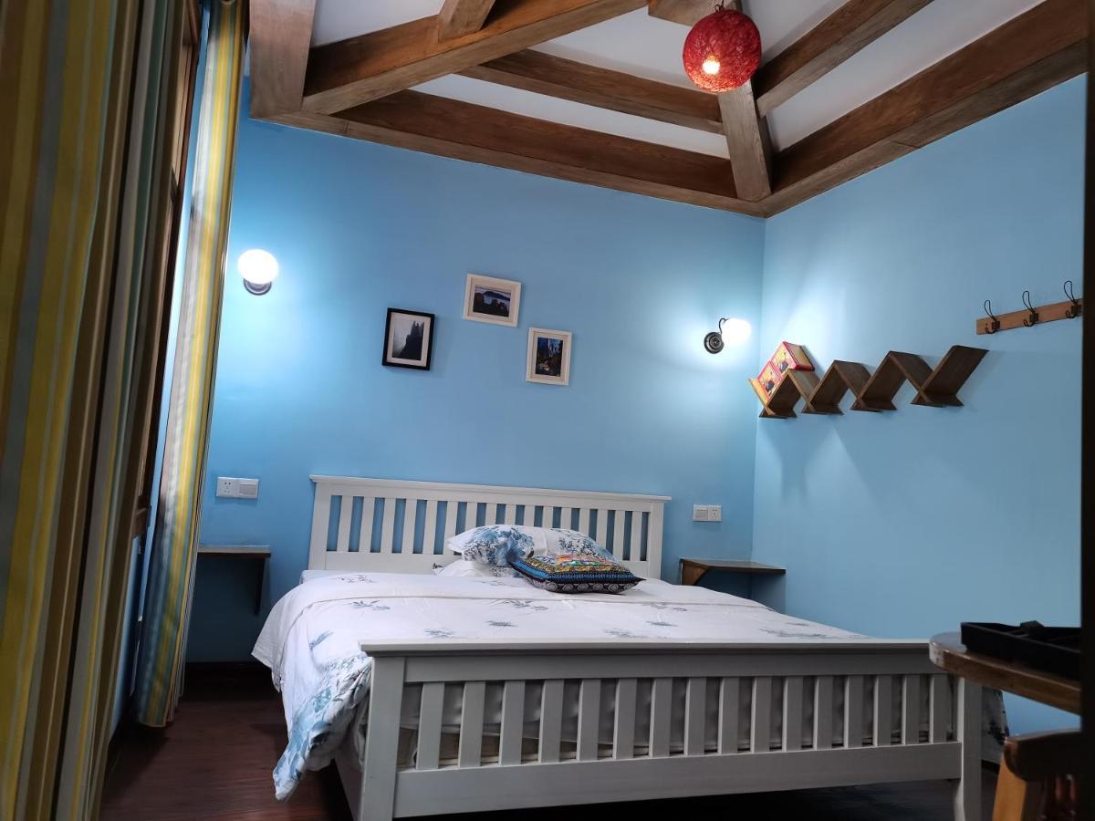 Zhangjiajie April Hostel Buitenkant foto