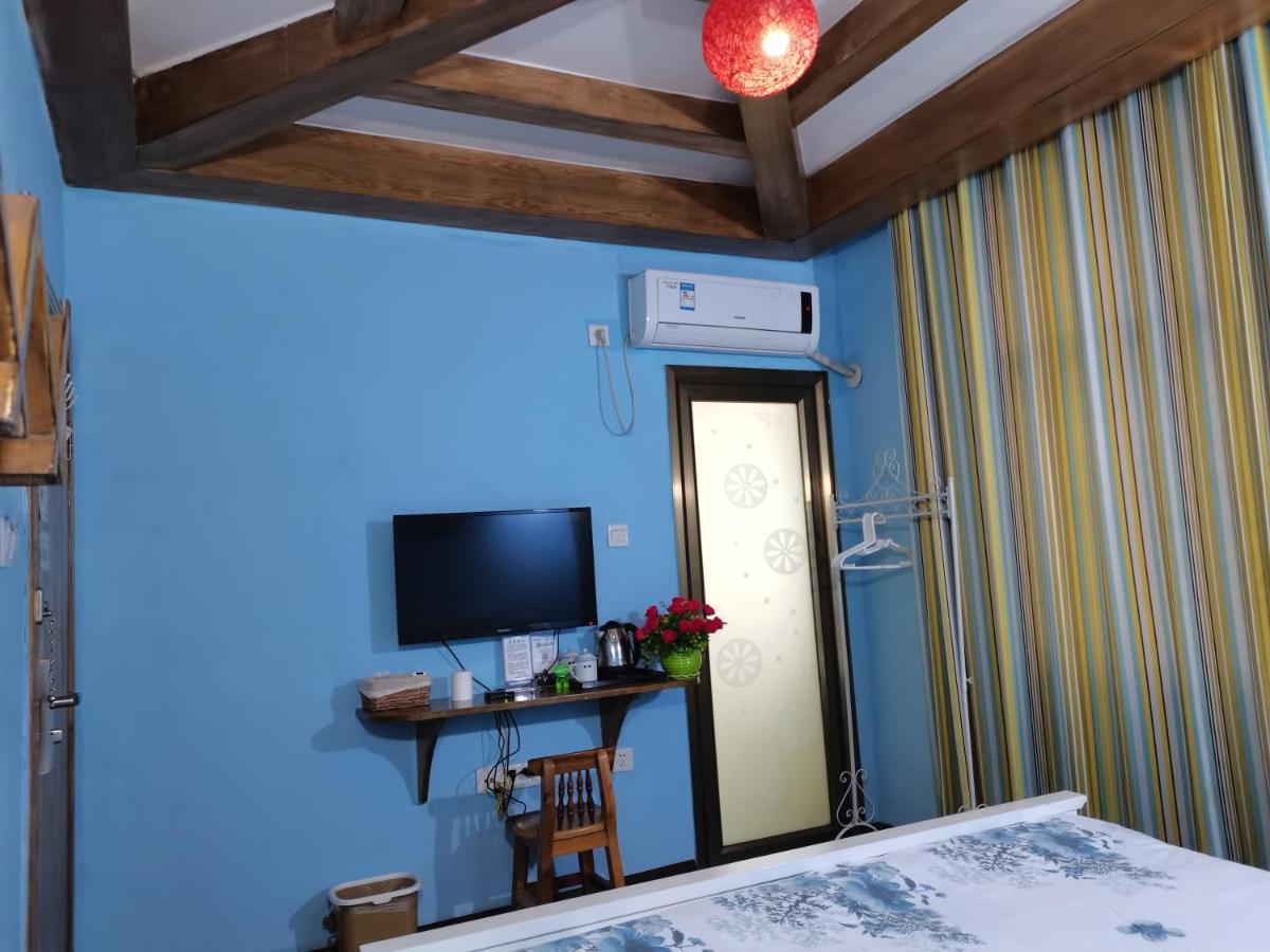 Zhangjiajie April Hostel Buitenkant foto